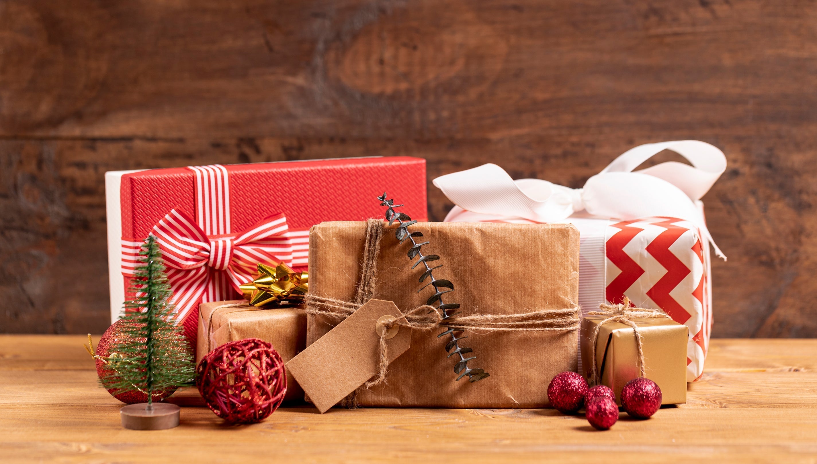 Enhancing collagen production for firmer, youthful skin with red light therapy, celluma singapore